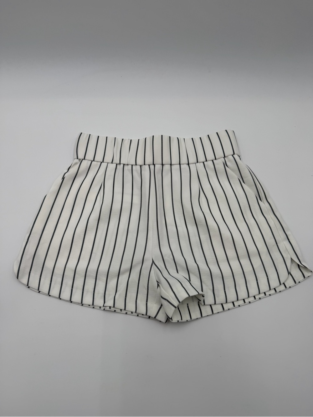 NWT Akira Elastic High Waist Stripe Shorts Sz L